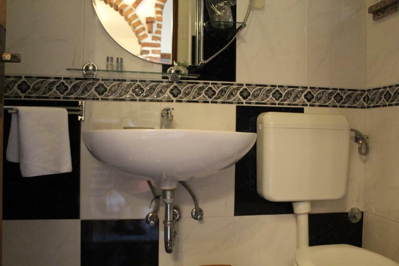 Apartment Pirovic Turanj Ngoại thất bức ảnh