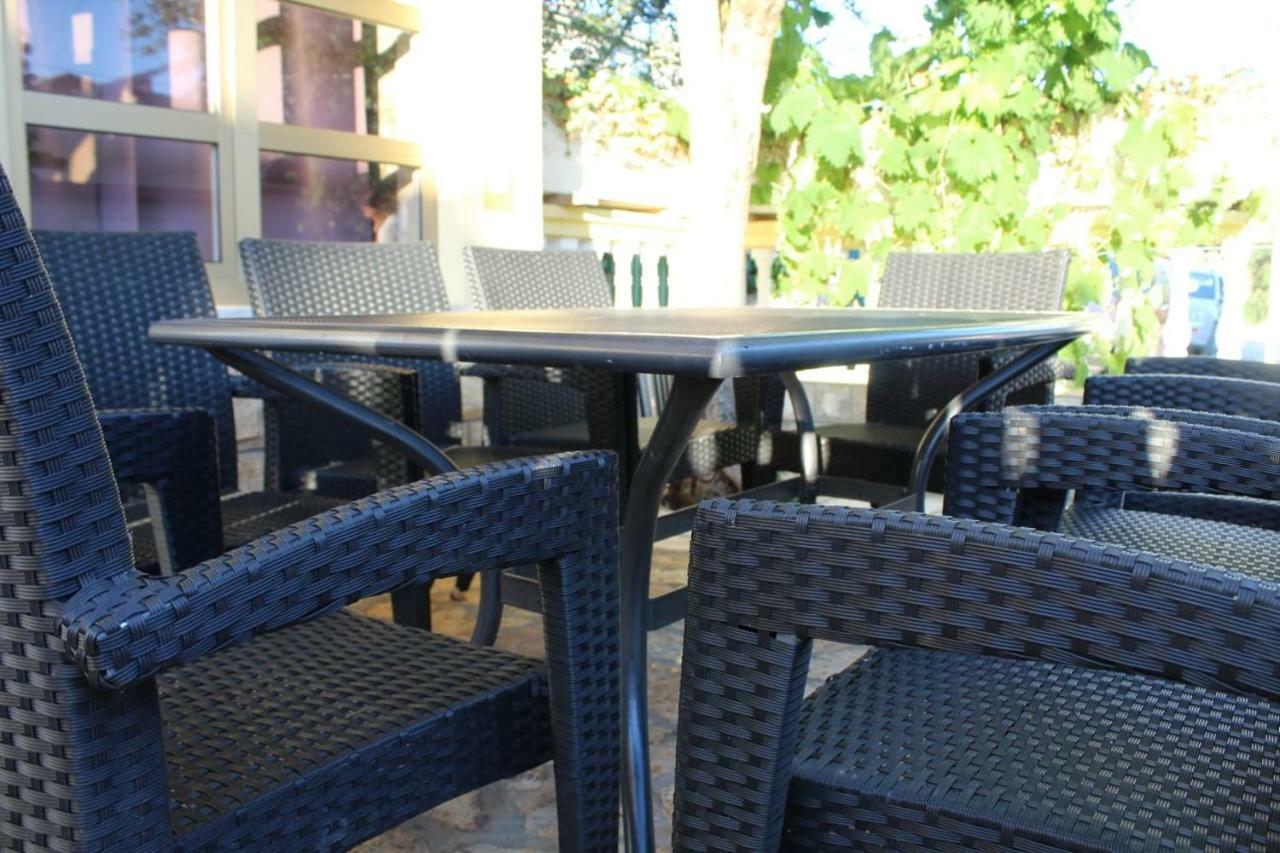 Apartment Pirovic Turanj Ngoại thất bức ảnh
